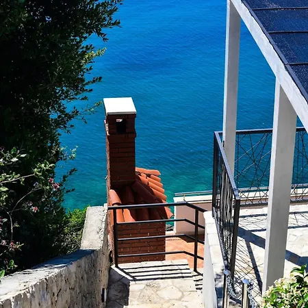 Amazing Beach Villa Becir Near Dubrovnik Villa Molunat