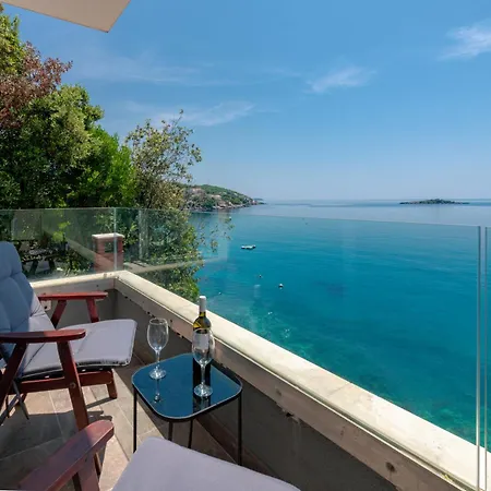 Amazing Beach Villa Becir Near Dubrovnik * Molunat