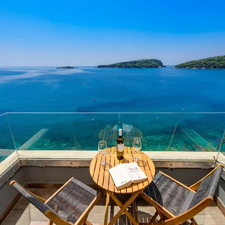 Amazing Beach Villa Becir Near Dubrovnik *