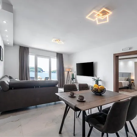 Amazing Beach Villa Becir Near Dubrovnik