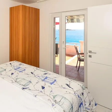Amazing Beach Villa Becir Near Dubrovnik Villa Molunat