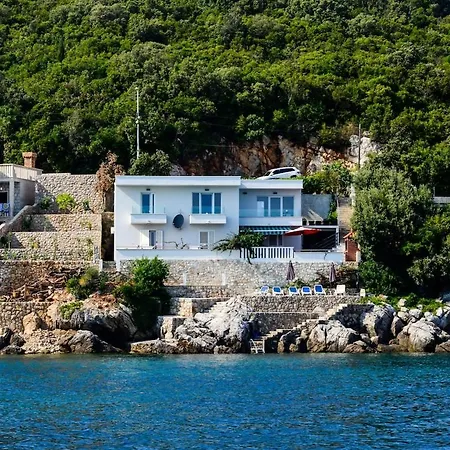 Villa Amazing Beach Villa Becir Near Dubrovnik *