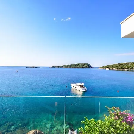 Amazing Beach Villa Becir Near Dubrovnik *